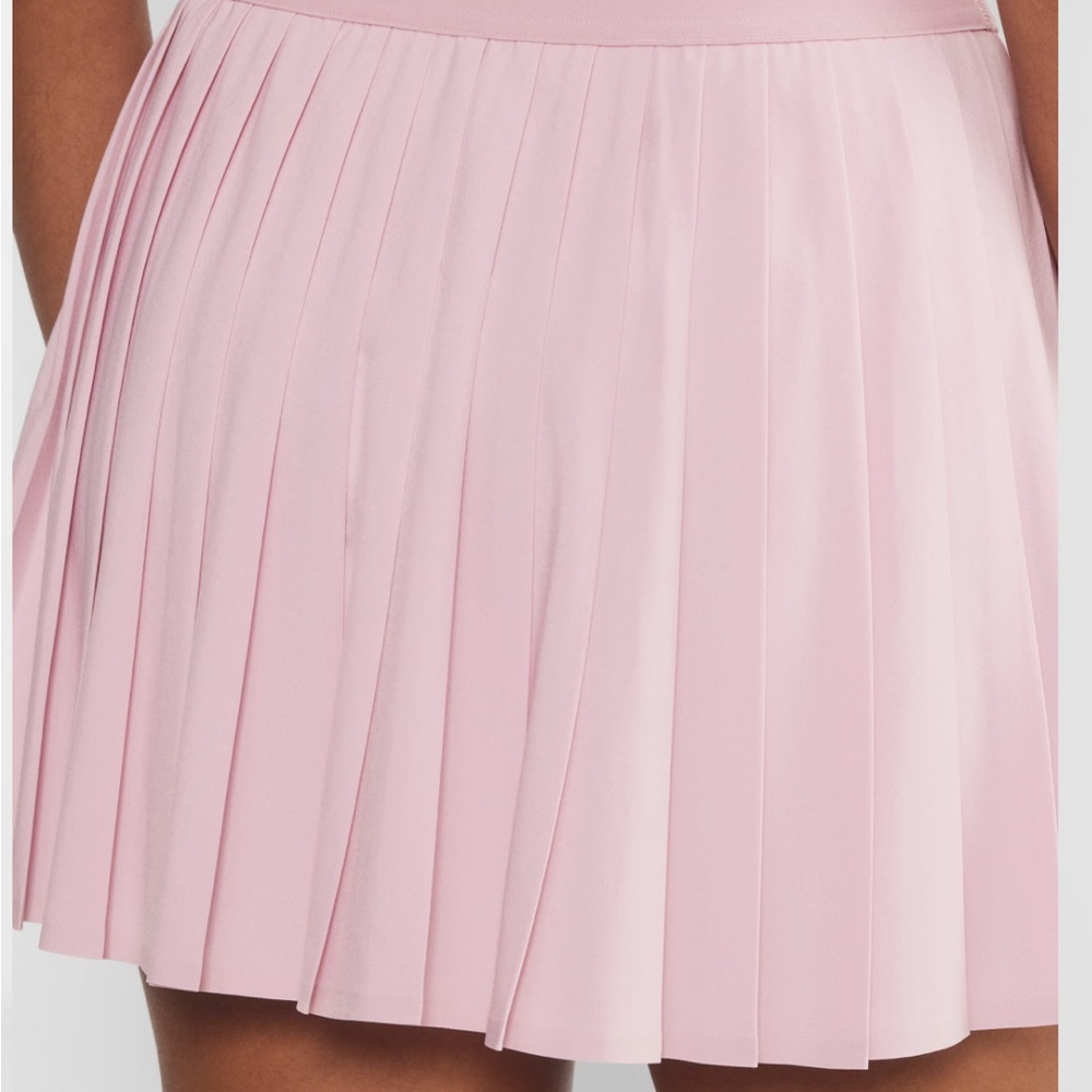 Aritzia GOLDEN Move Tech™ Tennis Pro Micro - Picture 3 of 5